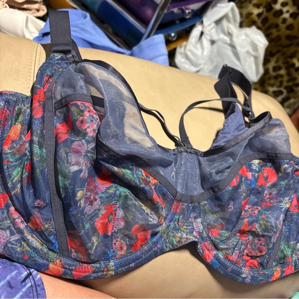 Sculptress Multicolour  Floral Mesh Full Support Underwire Bra Size 42F